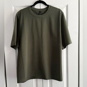 Lululemon Athletica Olive Green Crew Neck Knit Tee